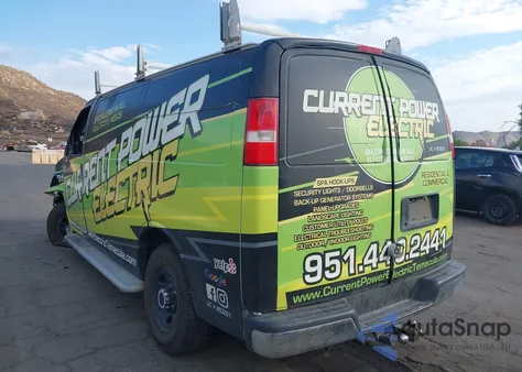 2017 GMC Savana 2500 Work Van z USA, uszkodzony, nr VIN 1GTW7AFF1H1915260